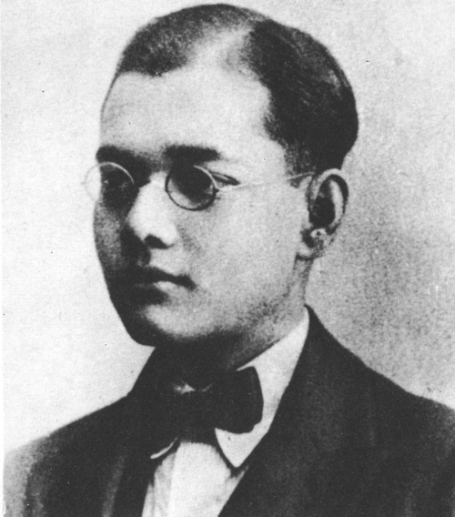 ছাত্রাবস্থার সুভাষচন্দ্র বসু, ১৯২০ (সূত্র: উইকিমিডিয়া কমন্স)